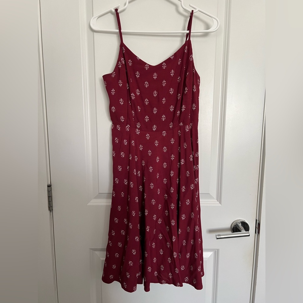 OLD NAVY PINK FLOWY MINI DRESS - MEDIUM
